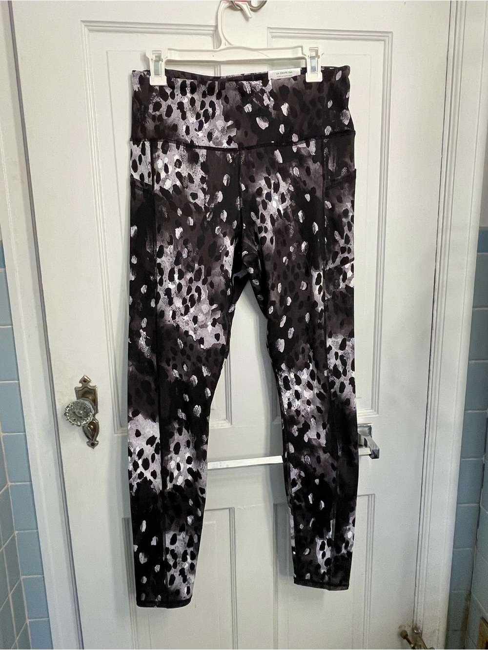 GAIAM Black & White Speckled High-Rise Leggings